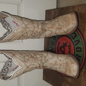 Laredo sanded tan calf leather boots 8